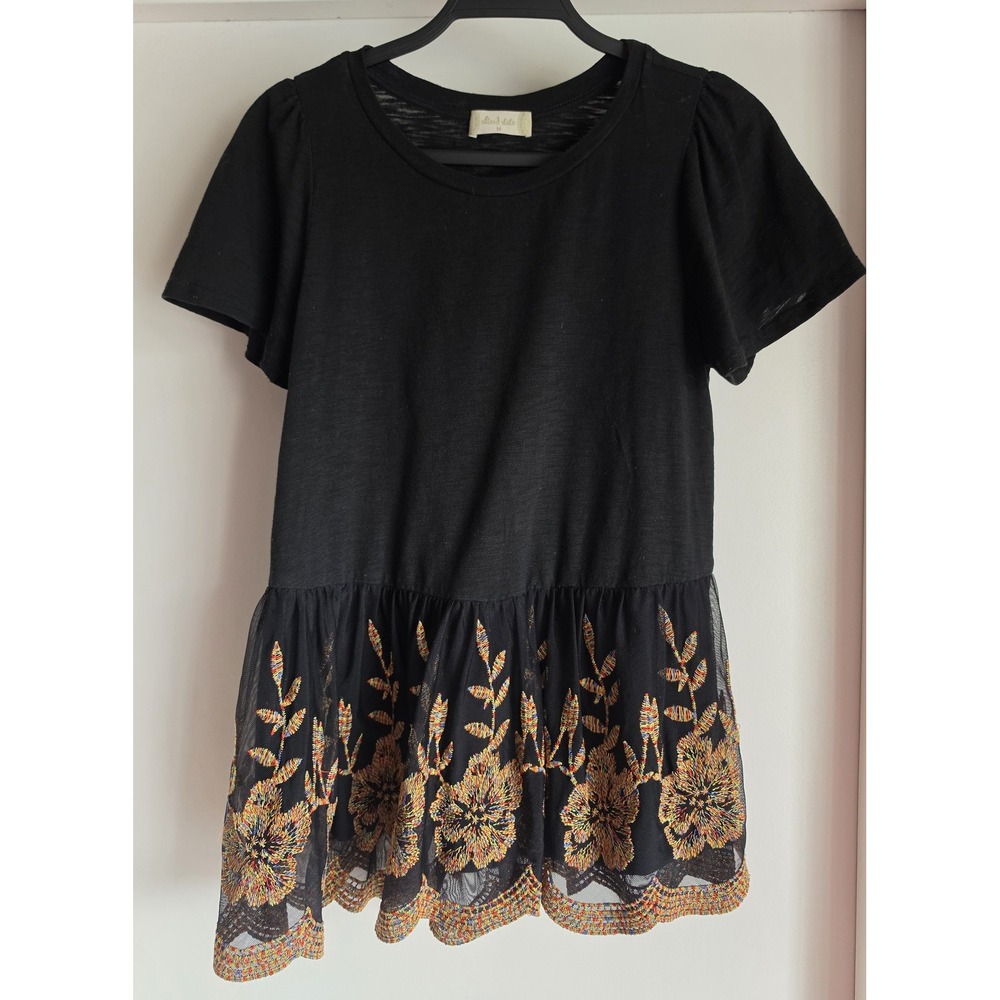 Altar'd State Women's M Black Floral T-Shirt Short Sleeve Round Neck Boho
